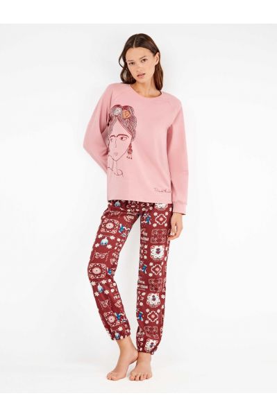 ΠΥΖΆΜΑ ΓΥΝΑΙΚΕΊΑ